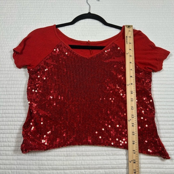Red Sequin Crop Top. Short Sleeves. Size Large. #Major Maximalism. #Glam #sequin - Picture 5 of 7